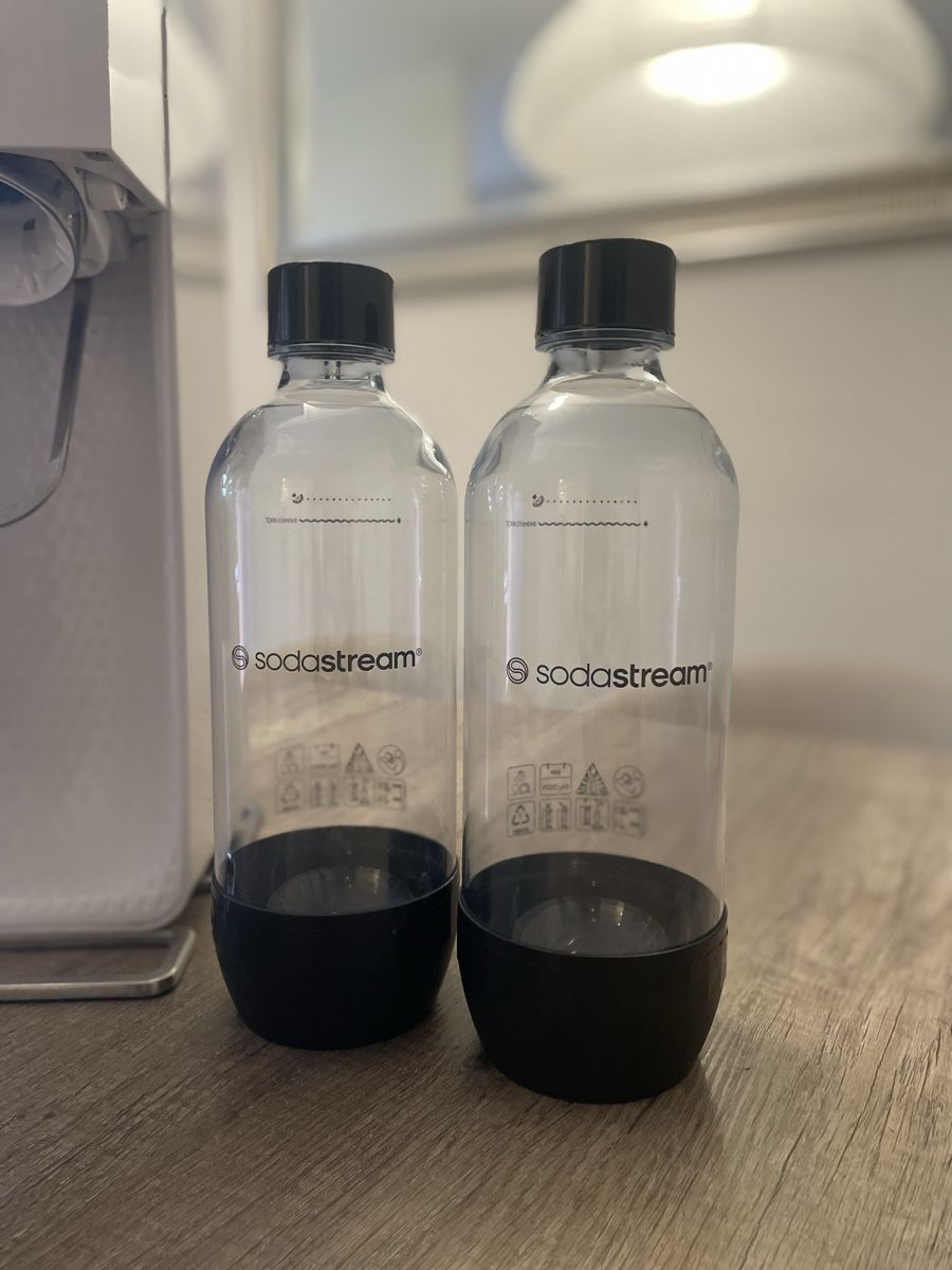 Sodastream Appareils de cuisine: SodaStream - Source Model - Includes 2 Bottles – D'occasion à Zürich par TheLillywhites 1