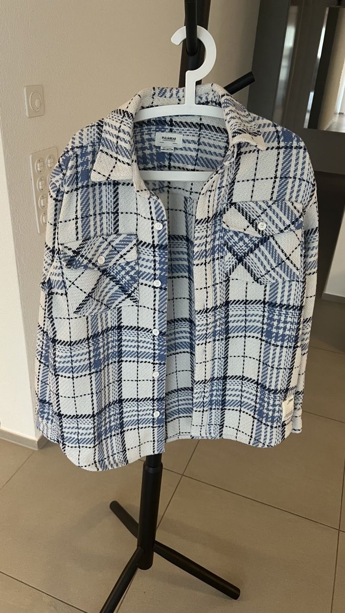 Vestes: Pull&Bear Übergangsjacke Grösse M – D'occasion à Hinwil par norisenya