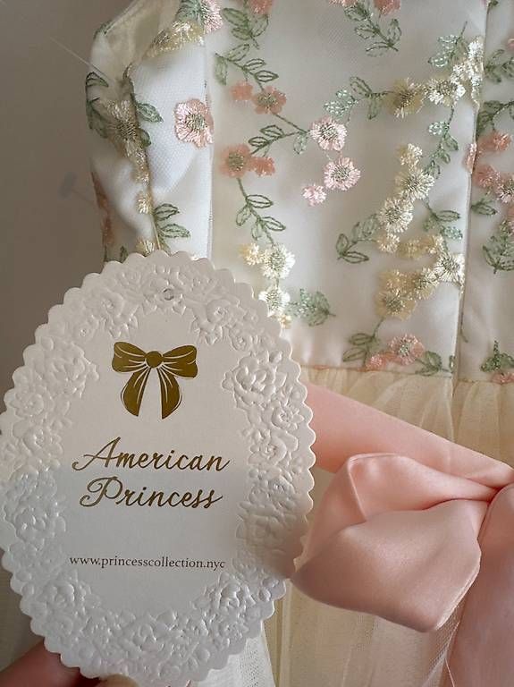 Robes et jupes: Mädchen Kleid  – Neuf avec emballage d'origine à Emmenbrücke par IrJaDo90 2
