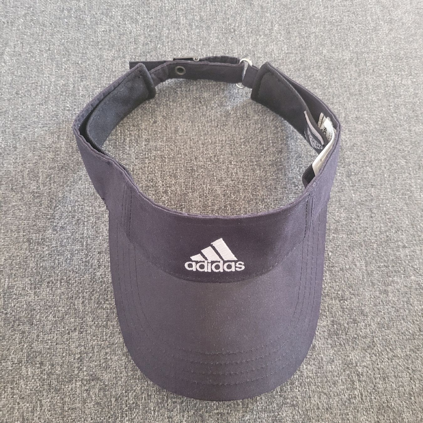 Adidas Copricapi, berretti & cappellini: Adidas Headwear – Usato da Schmerikon venduto da 7855