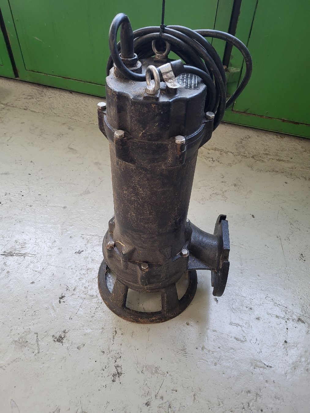 Riscaldamento: Tauchschneidpumpe 4 kw – Difettoso da Giswil venduto da Hans83