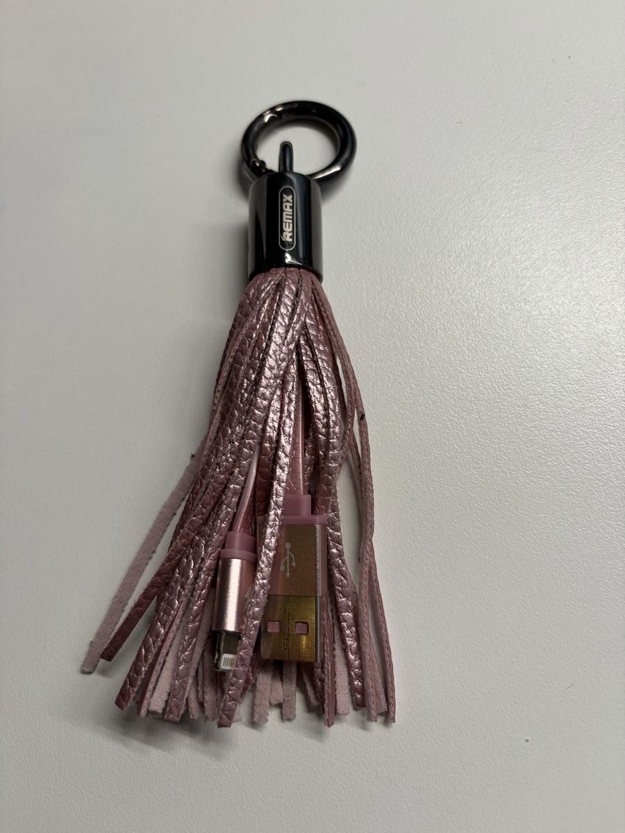 Câbles: Câble USB Lightning – D'occasion à Granges-Paccot par yvanperrenoud 1