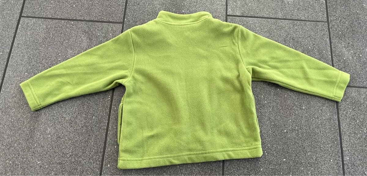 Jacken & Mäntel: Süsse Fleece Jacke Gr. 98/104 – Gebraucht aus Hünenberg See von spartakus02 2