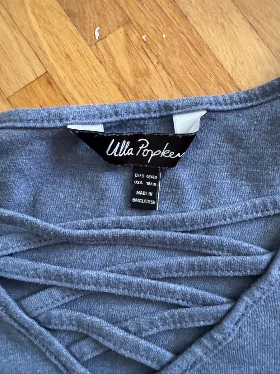 Ulla Popken Chemisiers: Ulla Popken Damen Oberteil Grösse 46/48  – D'occasion à Zürich par Frevia 1