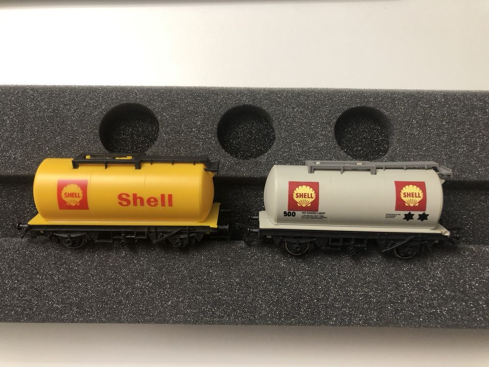 Hornby 2 engl. Shell Tankwagen 2-achsig (Gebraucht) in Jonschwil für ...