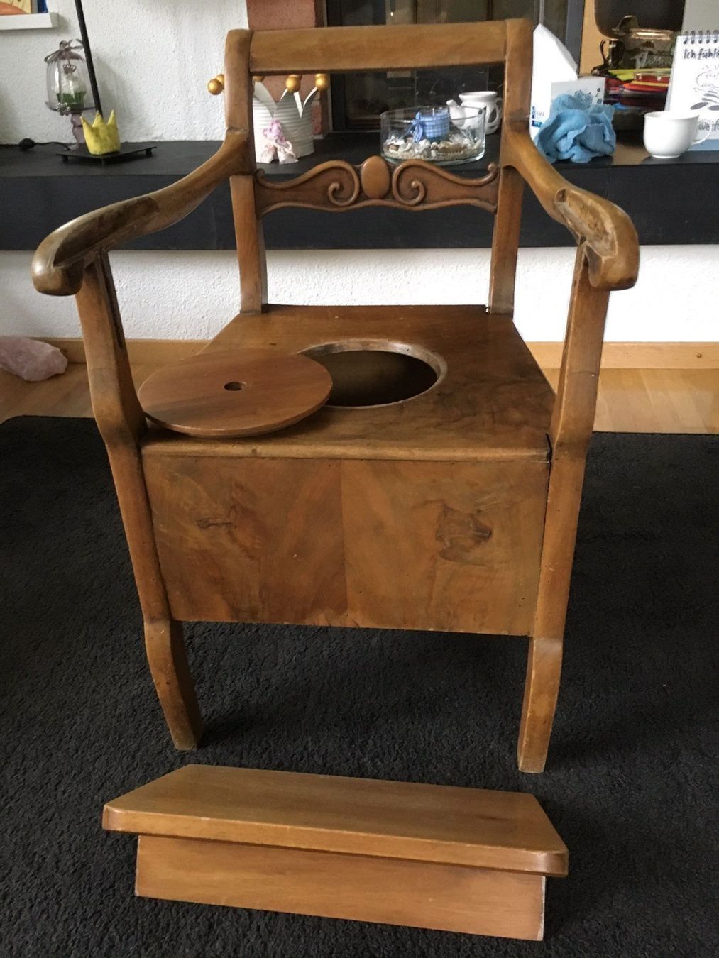 Sedie: Biedermeier Kinderstuhl Klostuhl antik Möbel Biedermeier – Usato da Frauenfeld venduto da Babytimmy 1