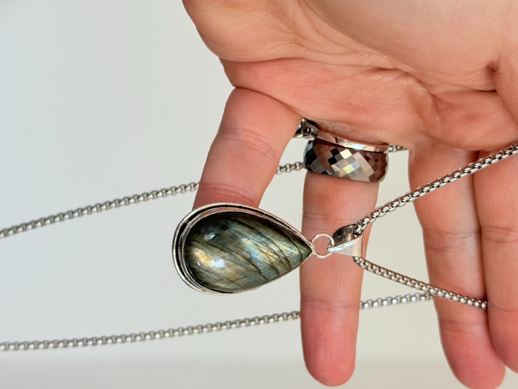 Catenine: Collier Labradorite, neuf, jamais porté! – Nuovo e nell'imballaggio originale da Genève venduto da AWWA 1