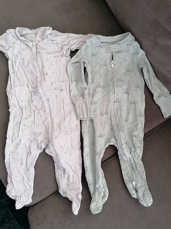 Pigiama & Simili: Pyjamas, Neugeboren bis 3 Monate – Usato da Oberglatt ZH venduto da Chaeferly