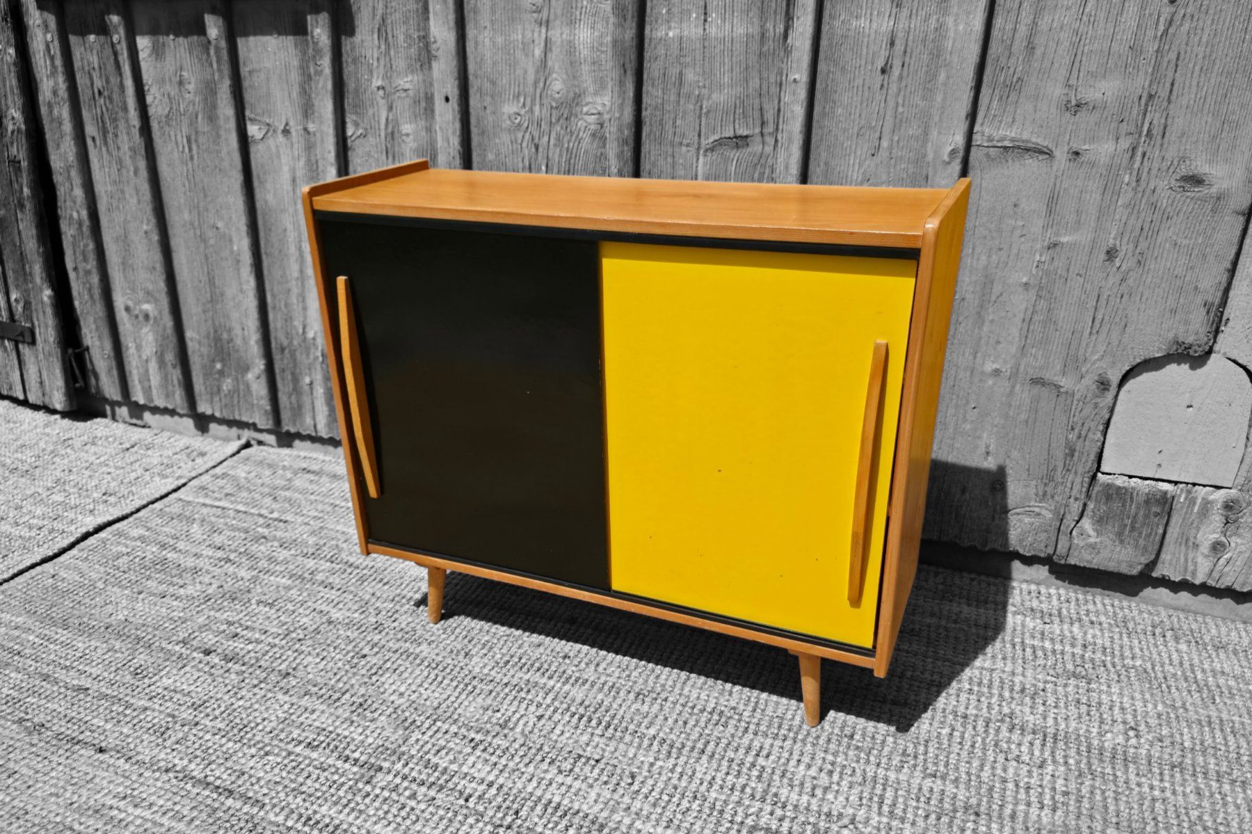 Kommoden: Schiebetüren Sideboard 50er Pago style restauriert – Gebraucht aus Haslen AI von Vintagelix 1