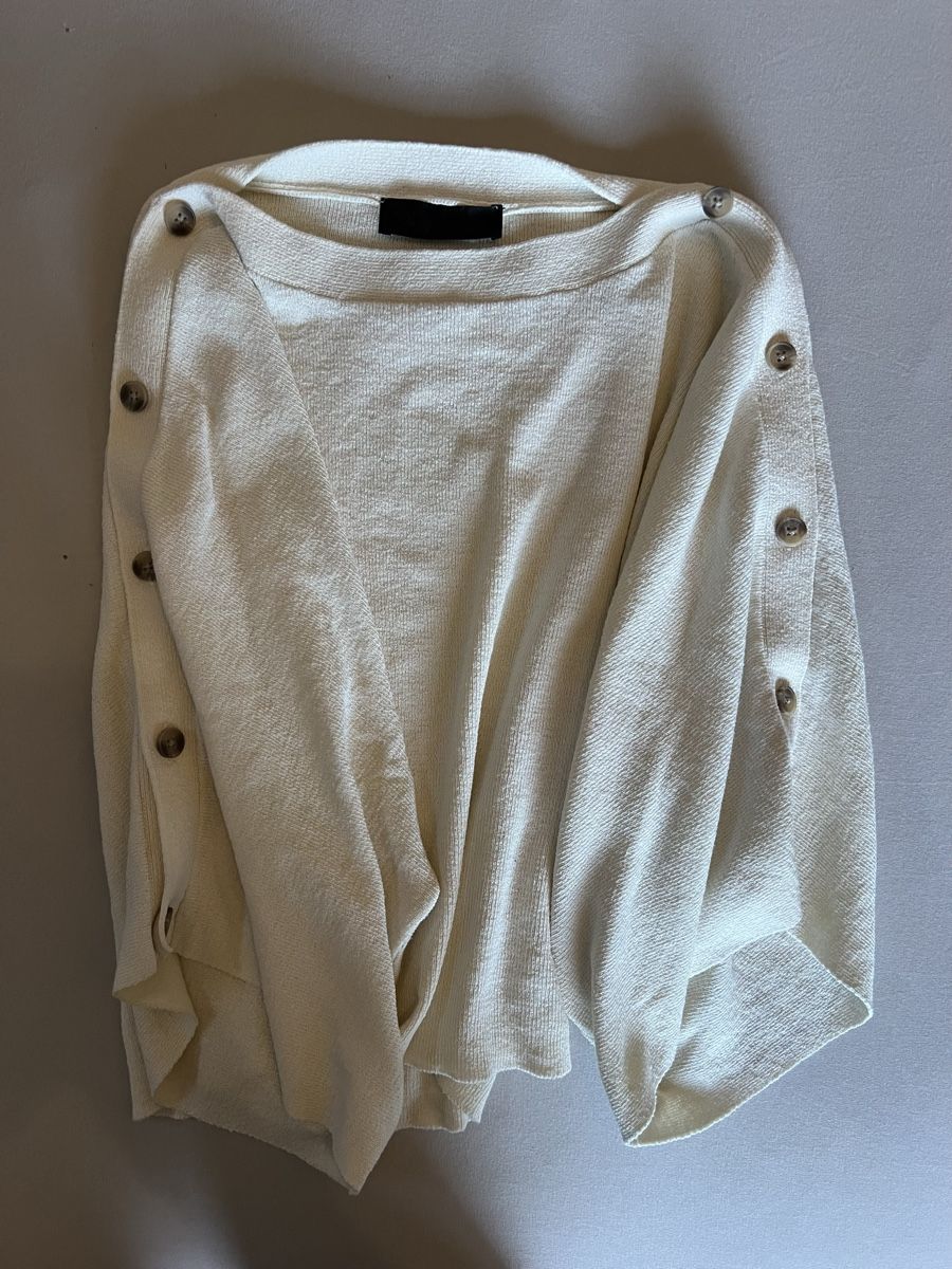 Zara Tops: Oberteil off-white Grösse S mit Knöpfen – Neu (gemäss Beschreibung) aus Zürich von win_5zzq 1
