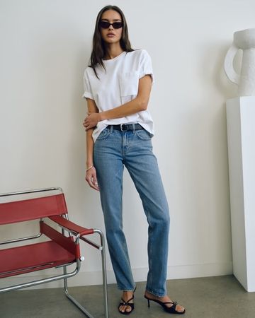 Abercrombie & Fitch The Straight Mid Rise Jeans 25