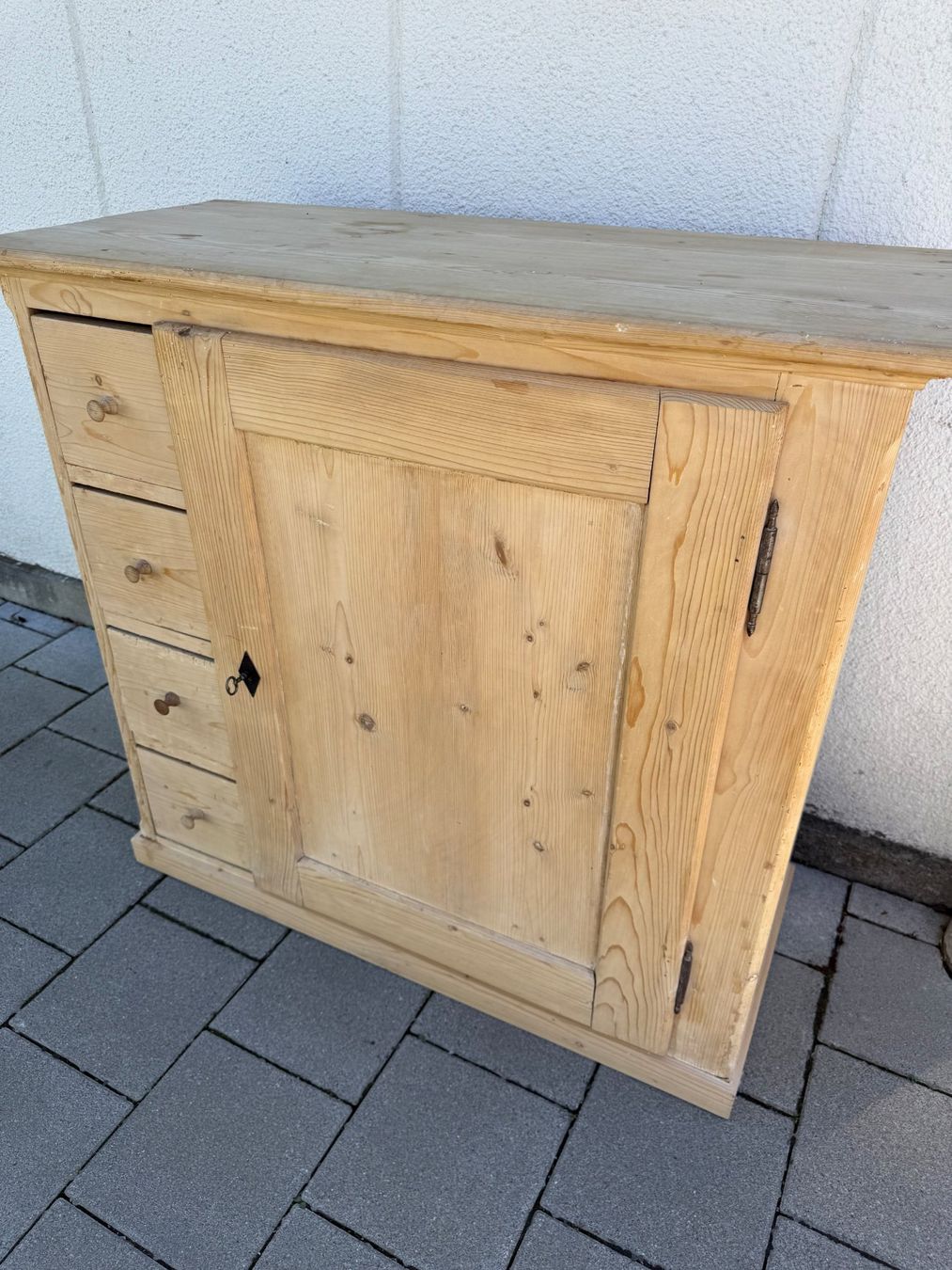 Commodes: Antike Schaffreide / Kommode – D'occasion à Elgg par dan_f8gv