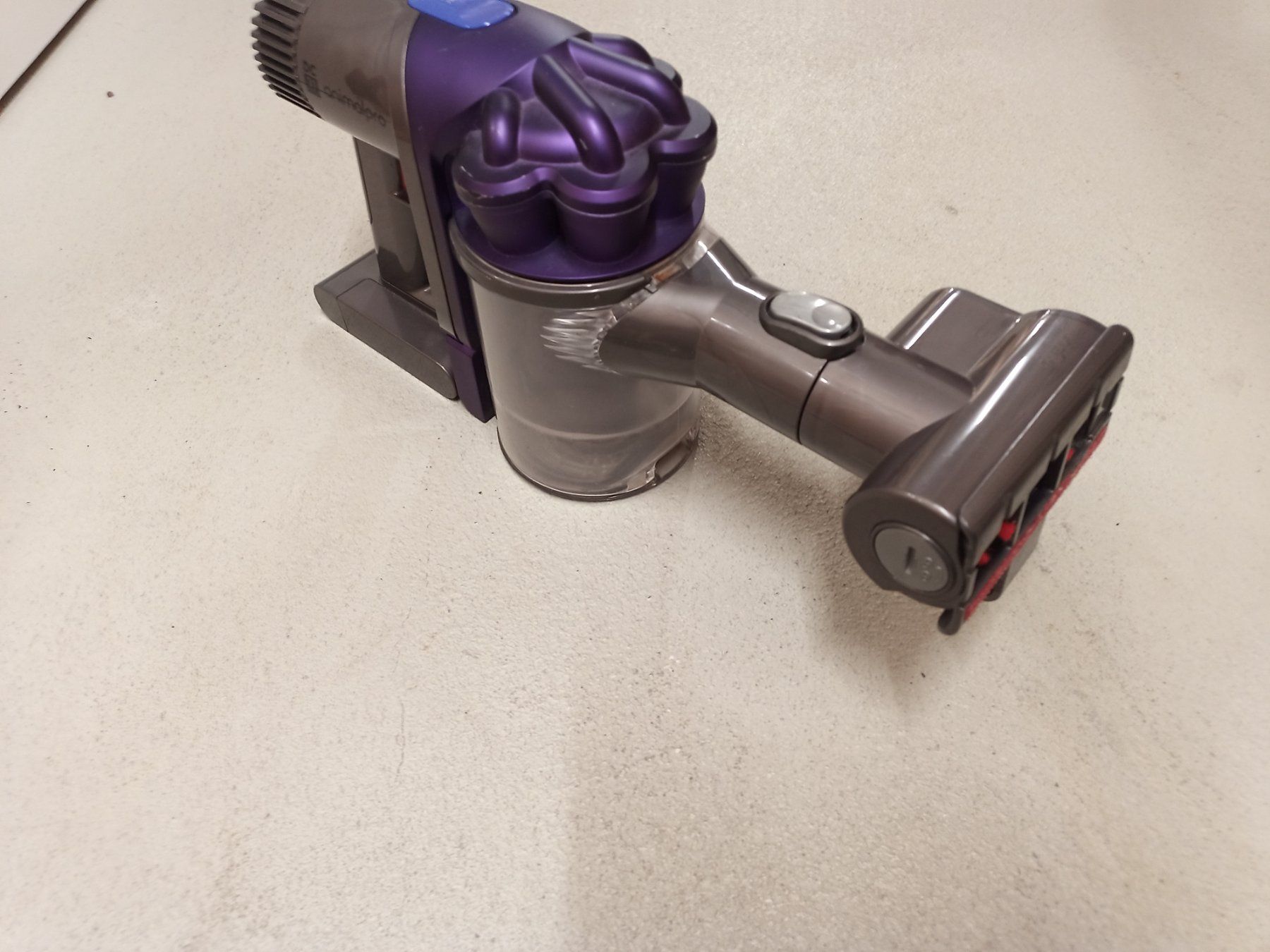Dyson Aspirapolveri & Accessori: Dyson DC 31 Animal Pro Staubsauger TOP – Usato da Zürich venduto da danihell 1