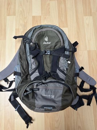 Deuter Trans Alpine 25 Rucksack gebraucht inkl. Regenschutz