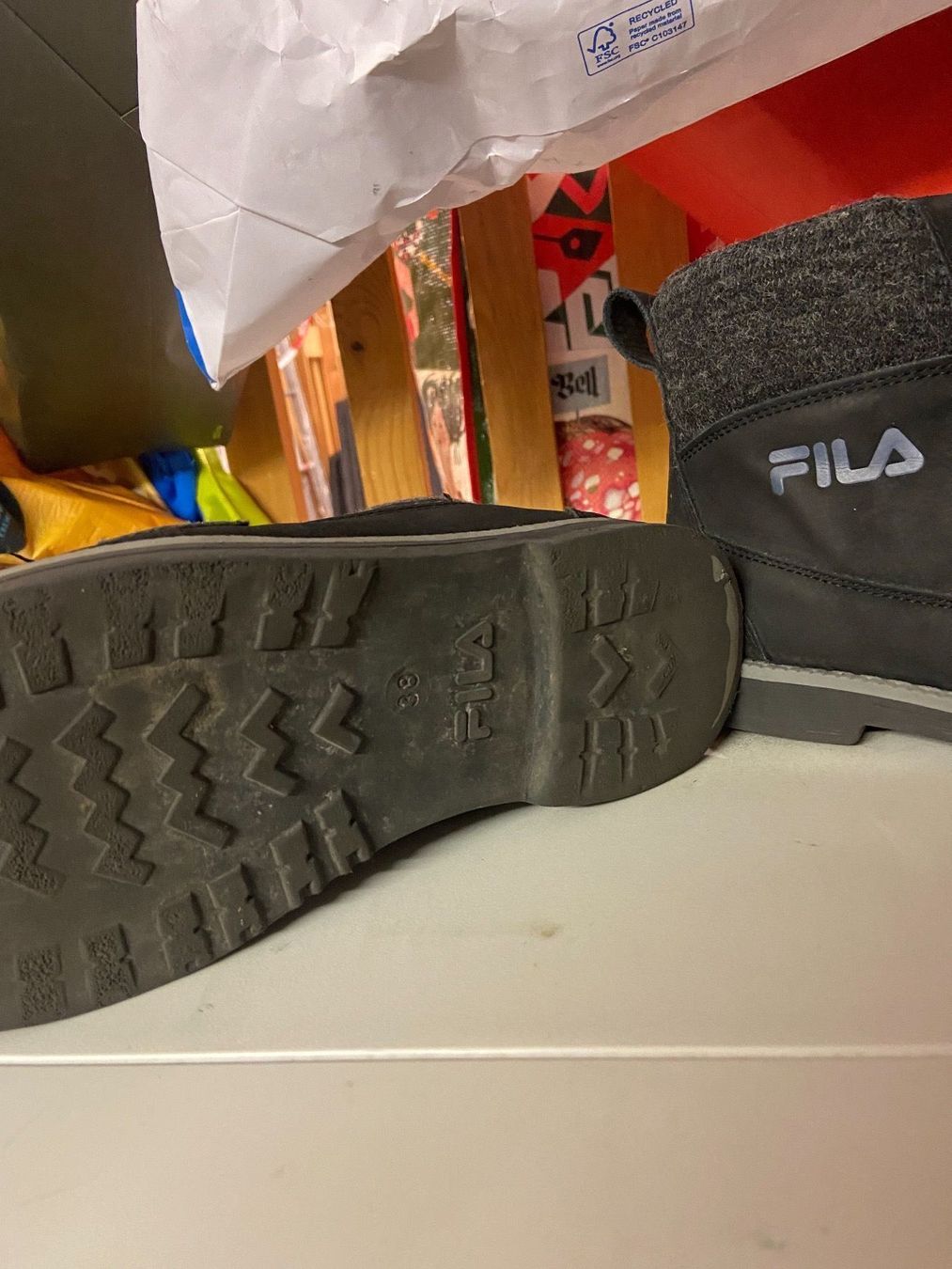 Fila Scarpe per ragazzi: Stiefel 38 Fila – Usato da Zürich venduto da eng_v9x6 3
