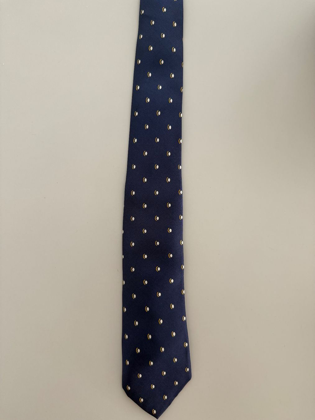 Saint Laurent Cravatte: Yves Saint Laurent Krawatte – Usato da Winterthur venduto da Louvre91