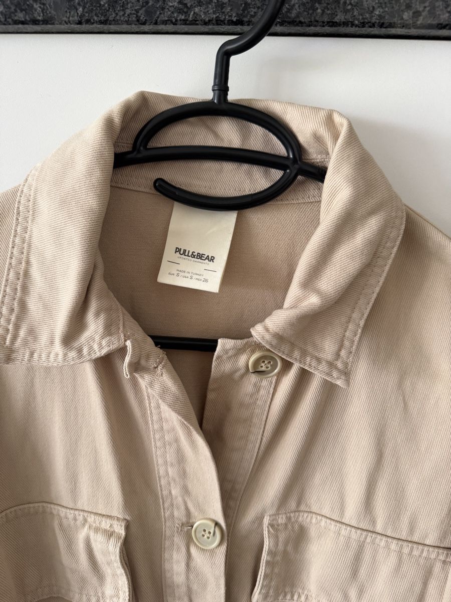 Pull&Bear Giacche: Pull&Bear Oberjacket Beige - Grosse S - 100% Baumwolle – Usato da Bertschikon Gossau venduto da chanty_7 2