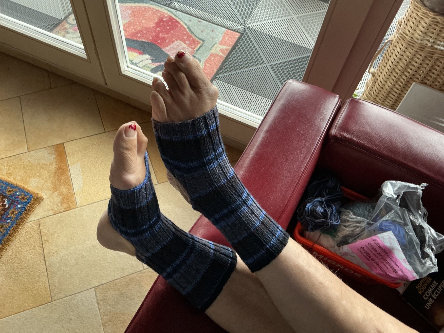 Calze: Chaussettes pour le yoga – Nuovo (secondo la descrizione) da La Neuveville venduto da tricoly 2