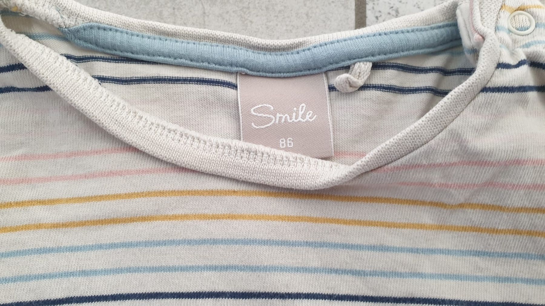 Camicette, T-shirt & Top: T shirt taille 86 – Usato da Le Noirmont venduto da Guiguiguette