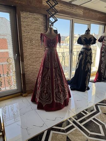 Wunderschönes traditionelles Abend-/Henna-Kleid
