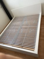 Ikea Doppelbett weiss mit Lattenrost guter Zustand gepflegt