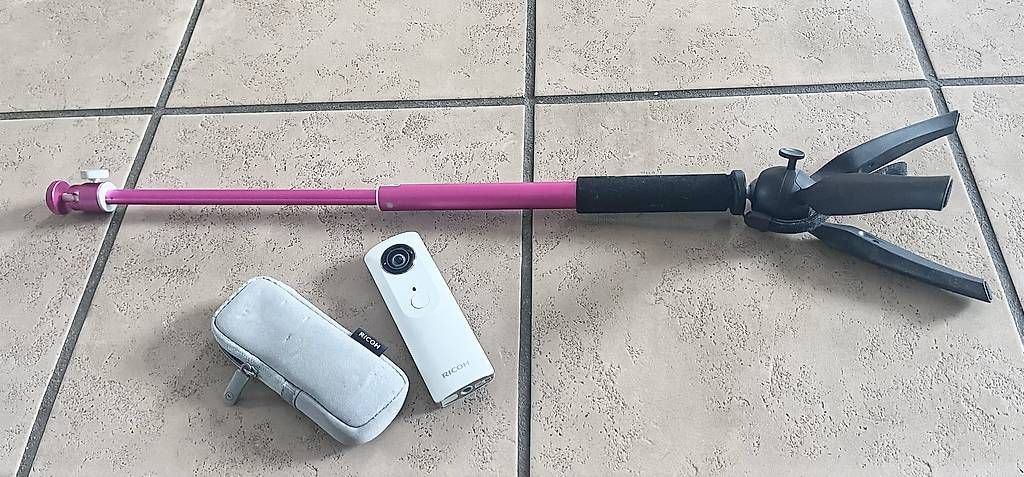 Ricoh Fotocamera: Vendo Ricoh Tetha M15 – Usato da Locarno venduto da Debi816 2
