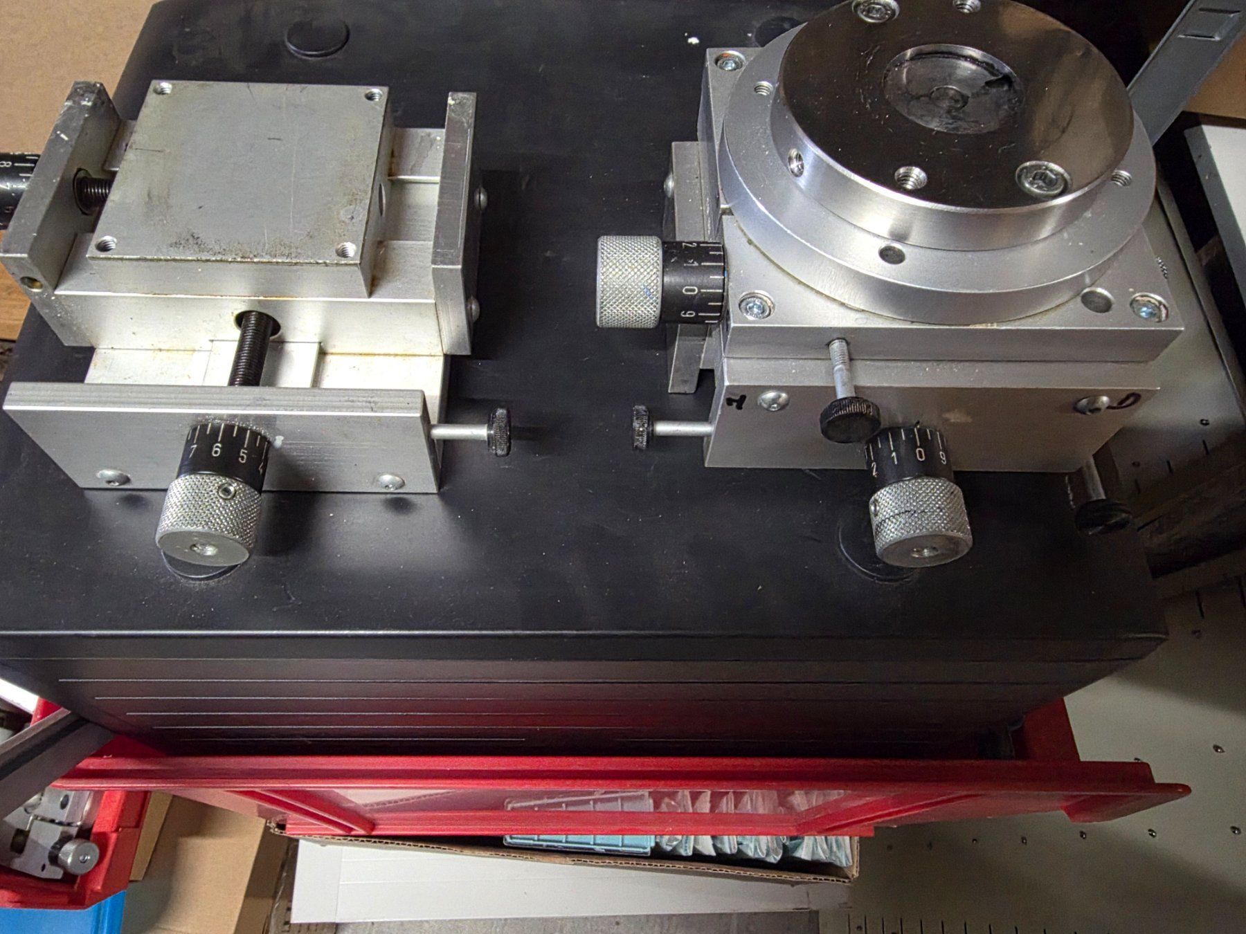 Altro per industria metallurgica: table de positionnement XY – Usato da St-Imier venduto da inf_h7kx 1