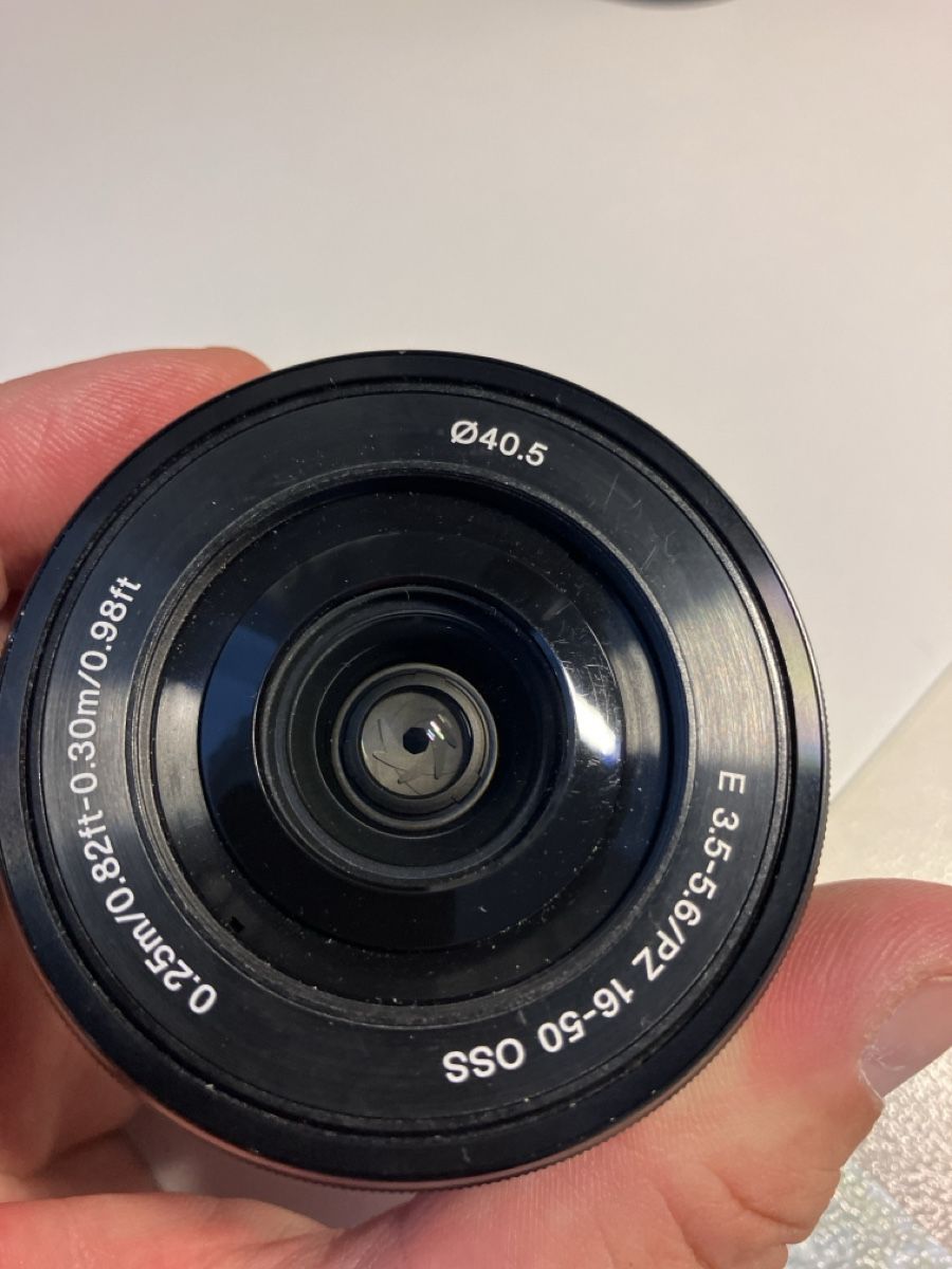Sony Obiettivi: E-Mount Objektiv SELP1650 – Usato da Bürglen UR venduto da knispel280 3