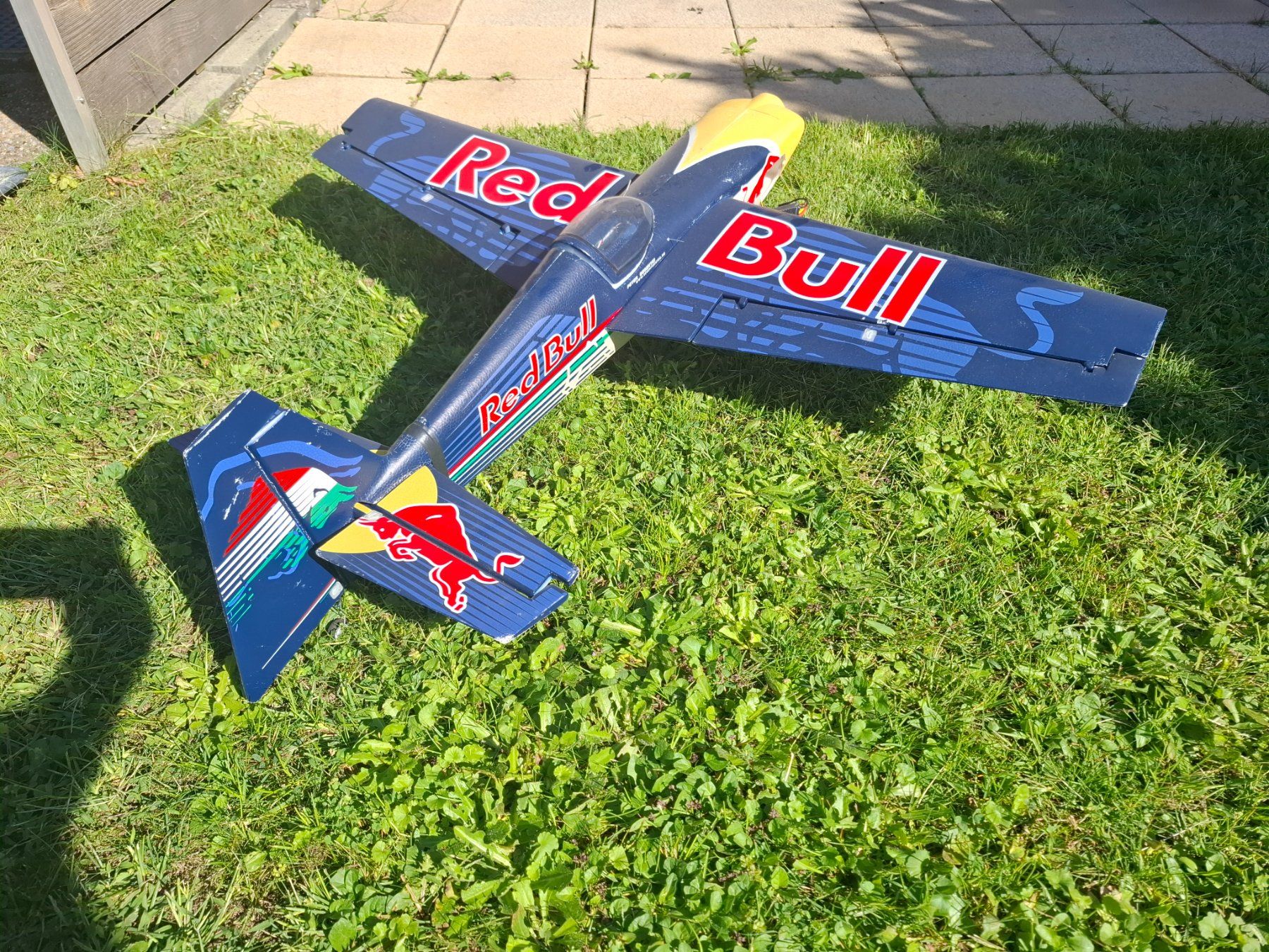 Modellismo RC: Red-Bull Edge – Difettoso da Uster venduto da Fluflu5 1