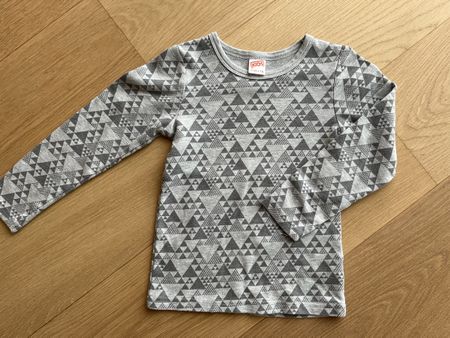 Kids Long Sleeve Thermal Shirt - Size 110/116