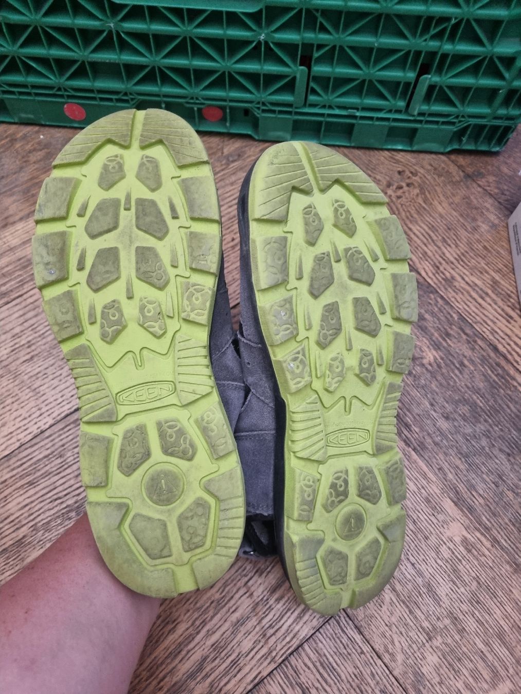 Keen Scarpe da uomo: Sandales Keen grises EU 39  – Usato da Fribourg venduto da sal_5ln6 5