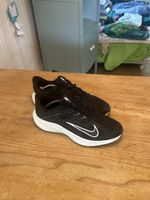 Nike Quest Running Schuh Schwarz Grösse 45 wie neu
