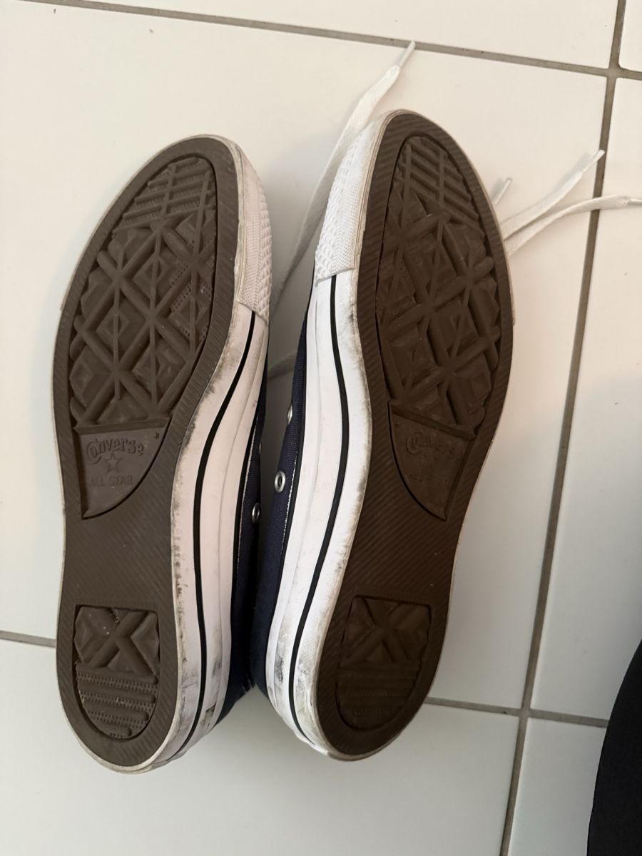 Scarpe da donna: Converse Chuck Taylor All Star Navy Blue Size 6 – Usato da Riehen venduto da abo_h2tz 1