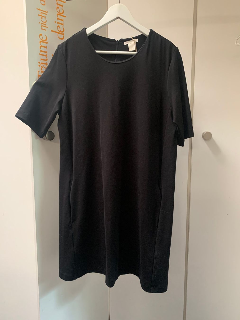 H&M Kleider: Kleid kurzarm schwarz, Basic H+M, L/XL – Gebraucht aus St. Gallen von Miousch 2