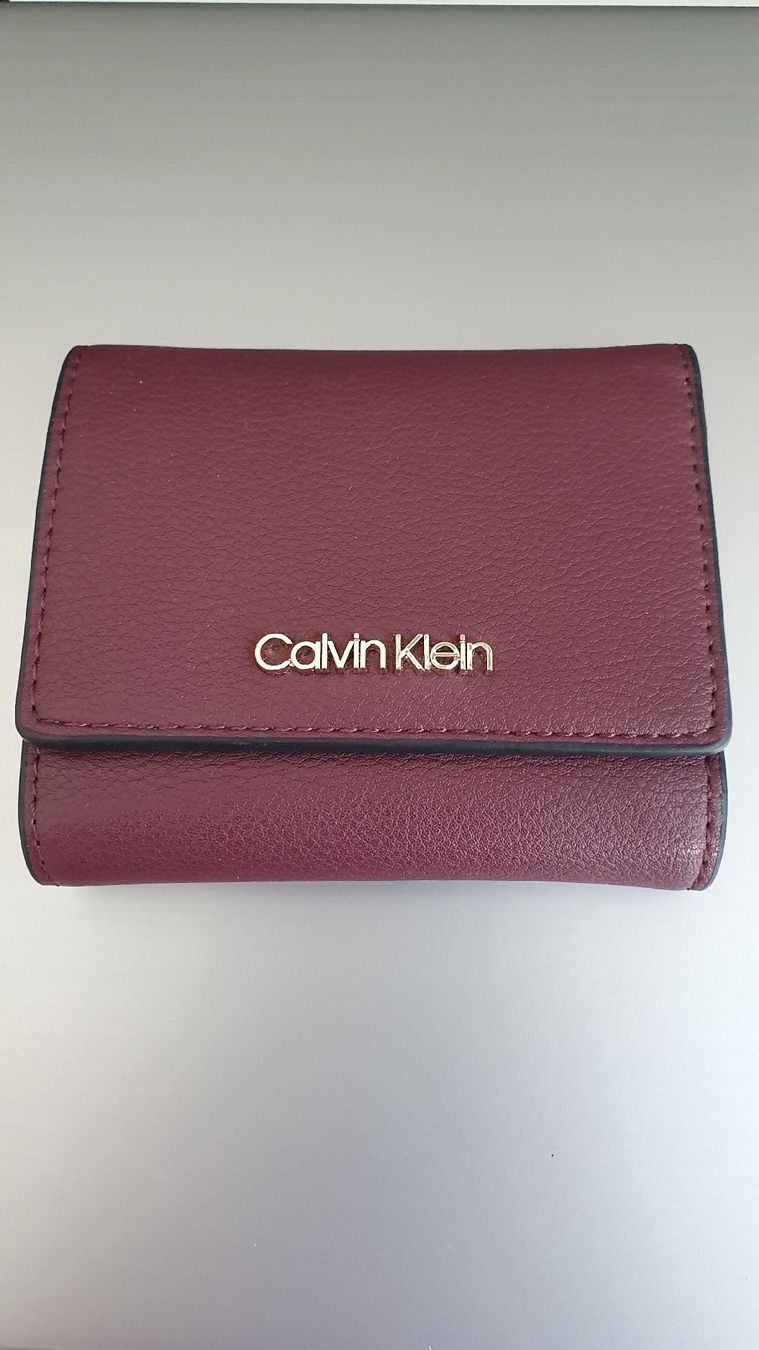 Calvin Klein Portemonnaie: Portemonnaie damen – Neu (gemäss Beschreibung) aus Basel von and_xs78