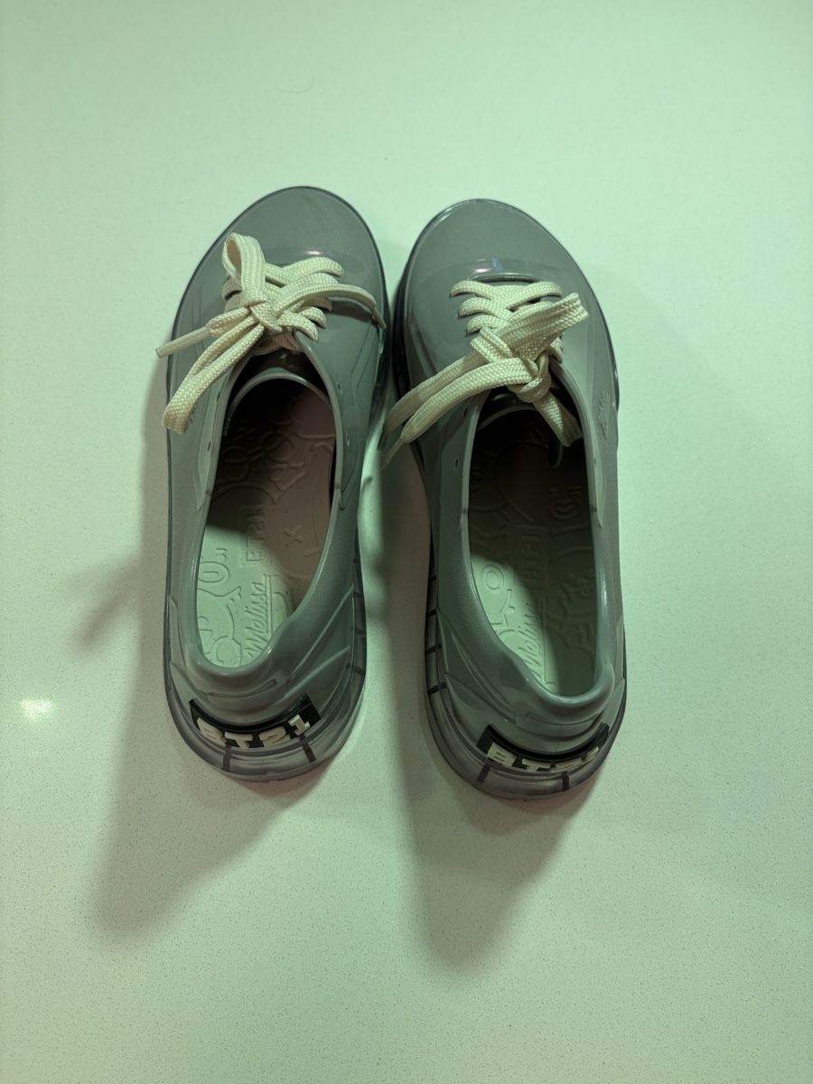 Damenschuhe: Trendy Melissa Sneakers – Neu (gemäss Beschreibung) aus Zürich von lar_dw7h