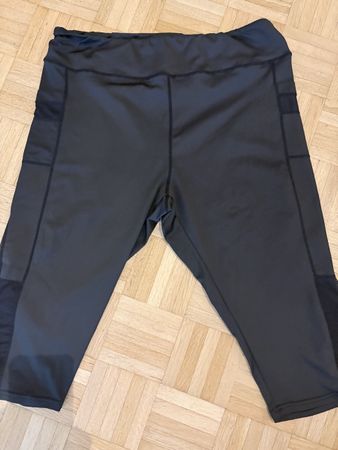 Sport Capri Hose Schwarz Damen -Gr. 3XL