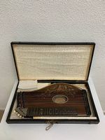 Antike Konzertzither von August Keh Bamberg im Koffer