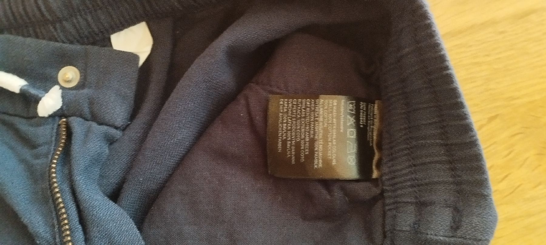 H&M Hosen: Kinder Hosen 134 H&M – Gebraucht aus Mörel von MJoaoCosta 5