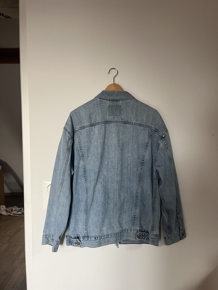 Levi's Giacche: Oversized Jeans Jacket – Usato da Steffisburg venduto da viv_5tqt 1