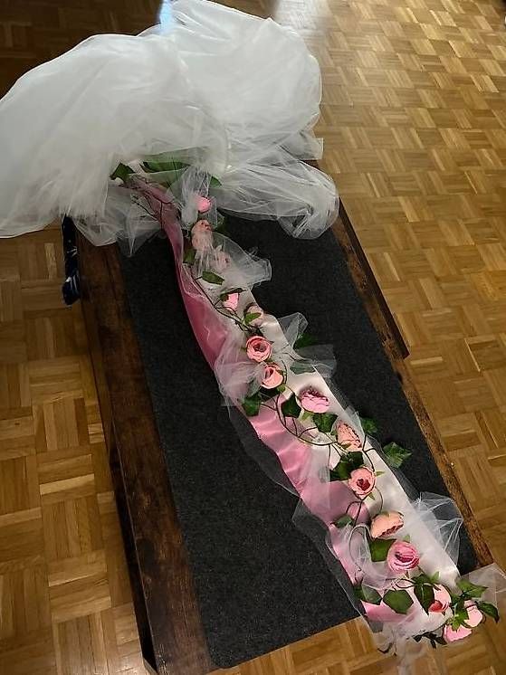 Tutte le decorazioni: Hochzeitsschleife  Dekor – Usato da Basel venduto da hol_8ldp 2