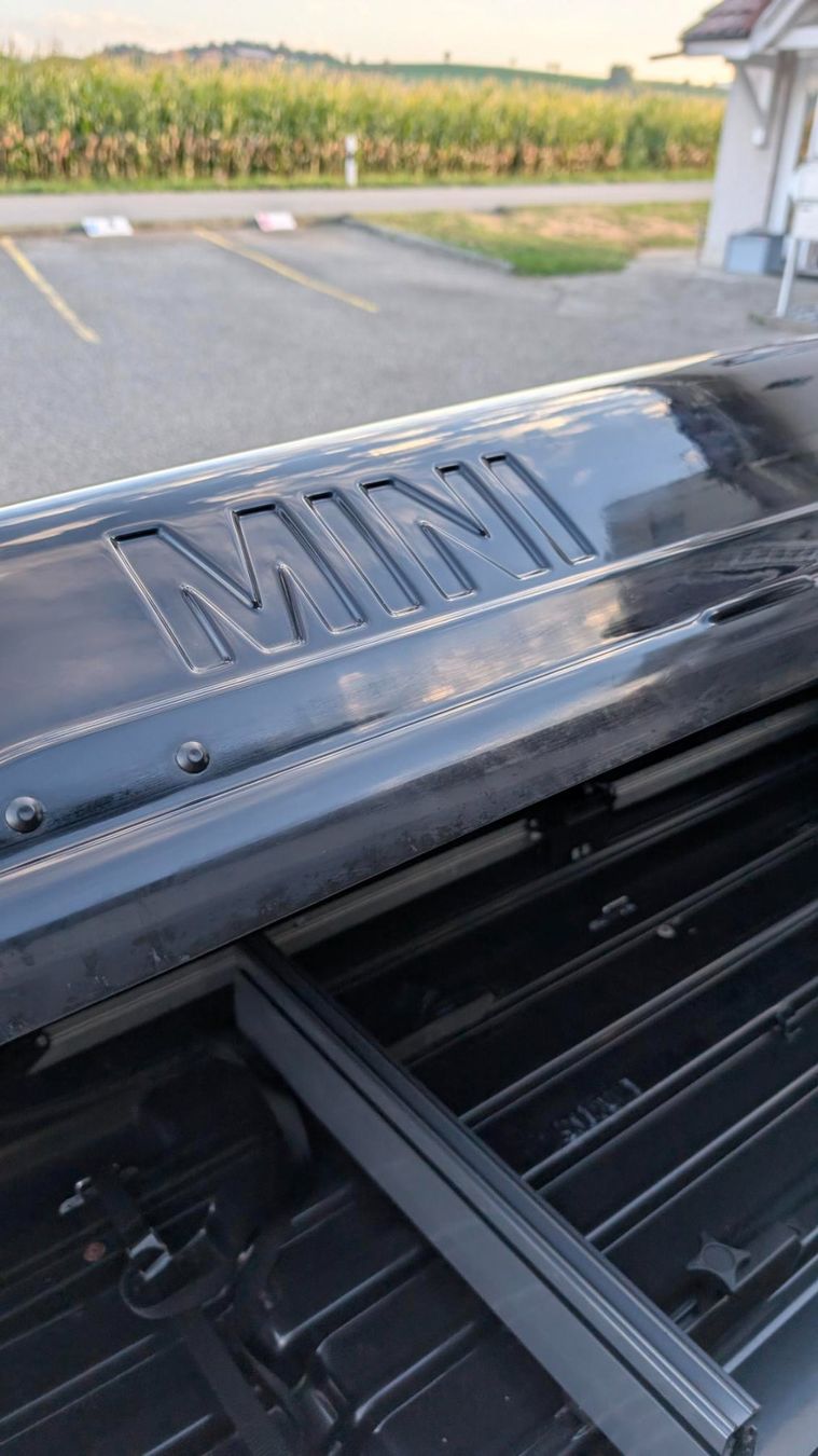 Box da tetto: Dachbox im typischen MINI-Design – Usato da Ruswil venduto da fam-emm 2