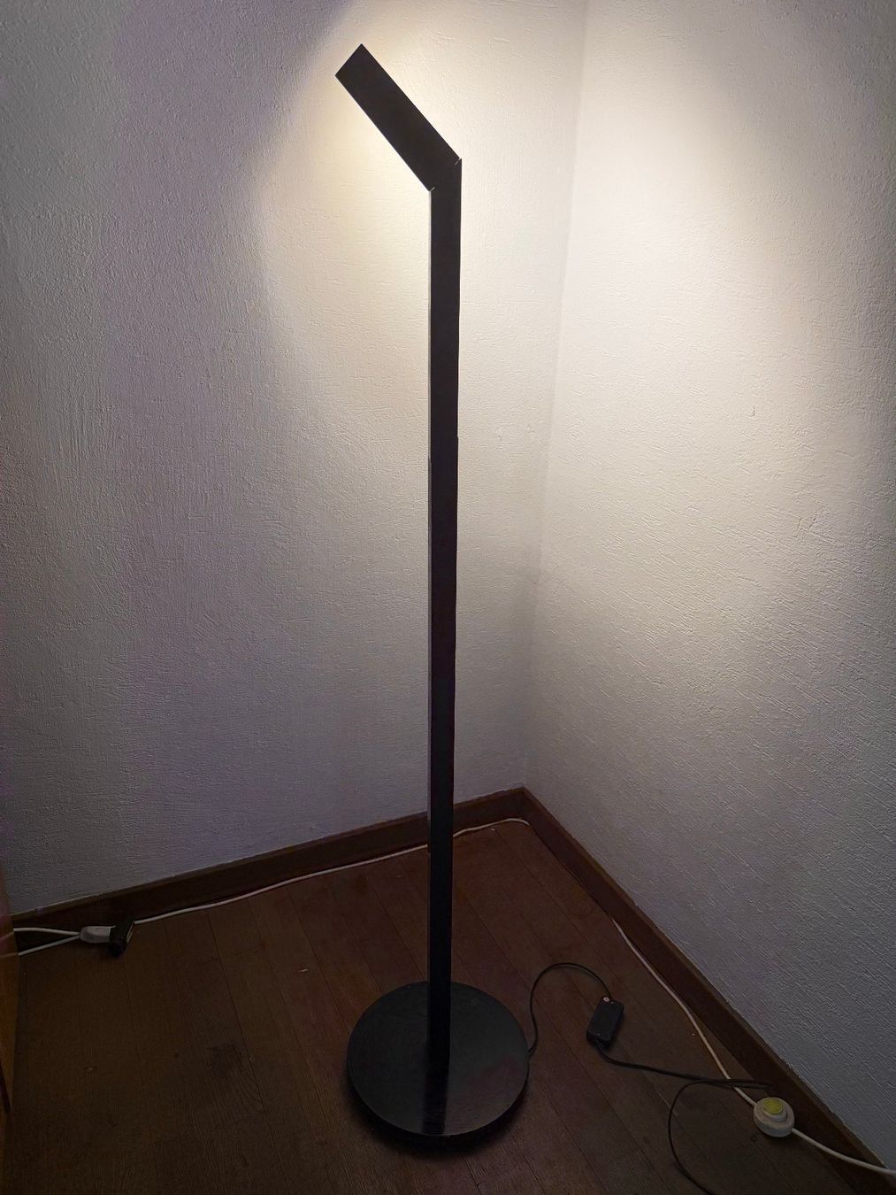 Philips Lampade: Philips Lirio Knick Nack – Usato da Zürich venduto da Ypar 1