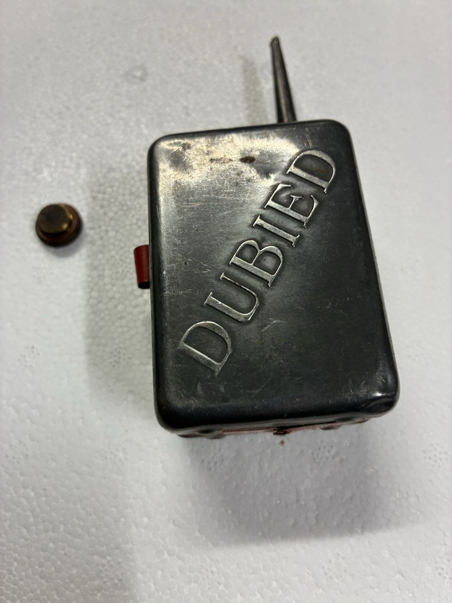 Burette d’huile DUBIED TRÈS RARE vintage (Gebraucht) in Les Bayards für ...