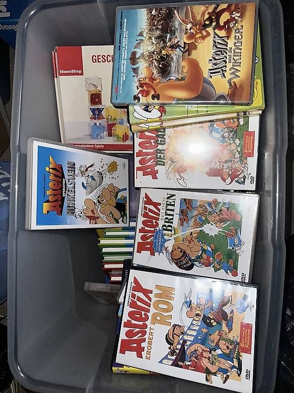 Tutti i DVDs: Div. Asterix und Obelix  DvDs Versand möglich – Usato da Dübendorf venduto da ser_v5wy
