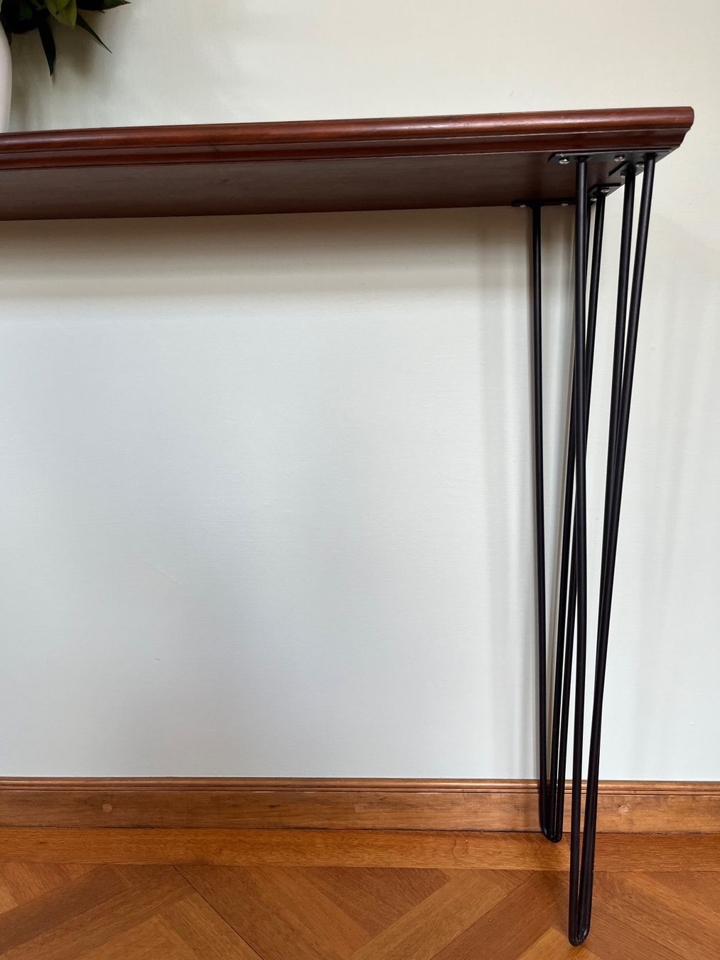 Tavoli: Konsolentisch Sideboard Holz Massiv Metall – Nuovo (secondo la descrizione) da Adliswil venduto da mountain_star 2