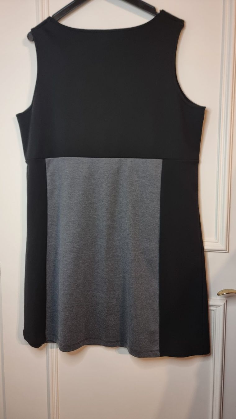 Vestiti: Kleid Größe XL – Usato da Wald ZH venduto da Martin79 2