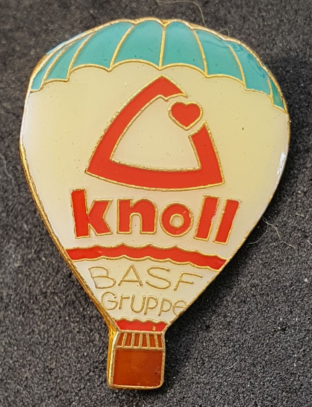 Plaketten & Abzeichen: U799 - Pin Ballon BASF Gruppe  knoll – Gebraucht aus Reinach BL von Boston-Verkauf 1