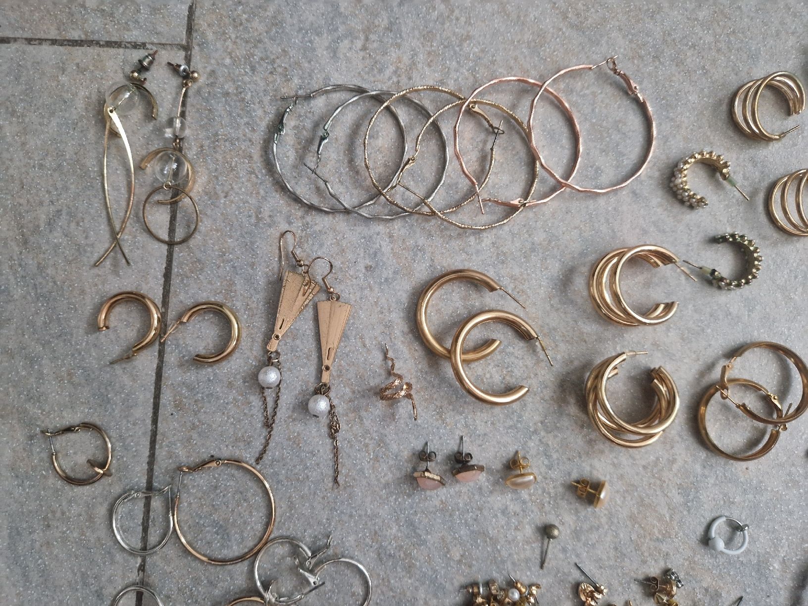 Altri gioielli: Grosses Konvolut Modeschmuck 3 – Usato da Zofingen venduto da TR1981 3