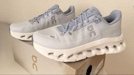On Running Cloudswift trainers women US 7.5 EU 38.5 new